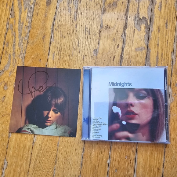 Taylor Swift Accessories - Taylor Swift Signed Midnights CD moonstone